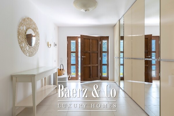 photo 6 Luxury Villa in Tivat Municipality next to the Sea