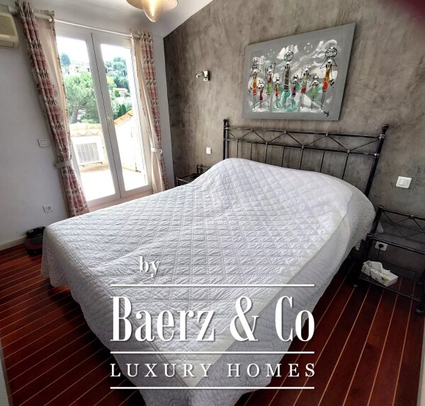 photo 11 Magnificent Stone villa