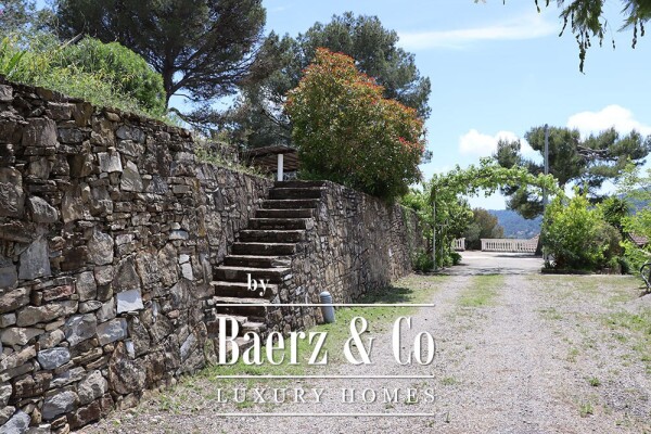 photo 118 Villa for sale 166 m²