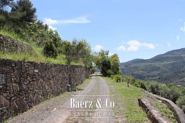 photo 57 Villa for sale 166 m²