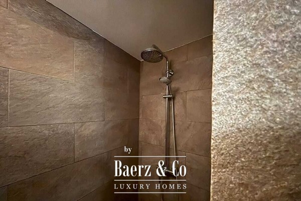 photo 106 Villa for sale 166 m²