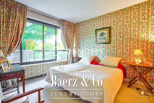 photo 13 Bright Pied-à-terre on Avenue Foch