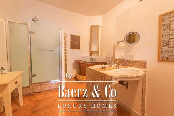 photo 20 Castle fully renovated with 16 hectares, 5.000 sqm and Helipad