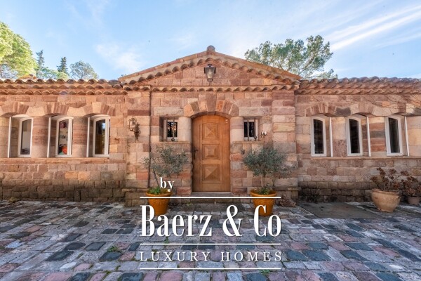 photo 16 Exceptional Villa between Cannes & St Tropez – Close to the beach – Set on a 10,000 m² Park