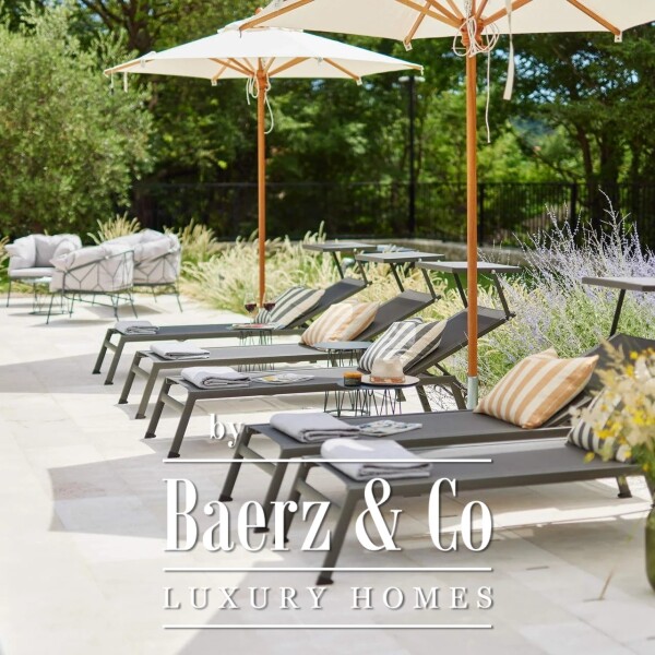 photo 6 Magnificent Villa in Budva with Pool and Garden