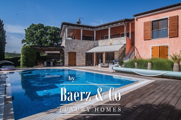 photo 4 Istra, Šorići, luxury Stone House 388 m² with Pool and construction land 4621 m²