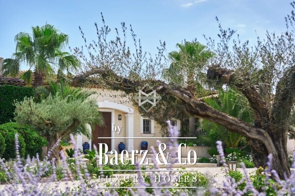 photo 15 Parks of St Tropez - Beautiful bastide – Large volumes