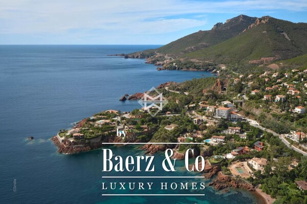 photo 5 Modern waterfront property