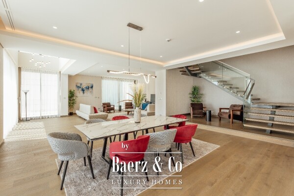 photo 13 Luxurious Three Bedroom Apartment with a Seaview