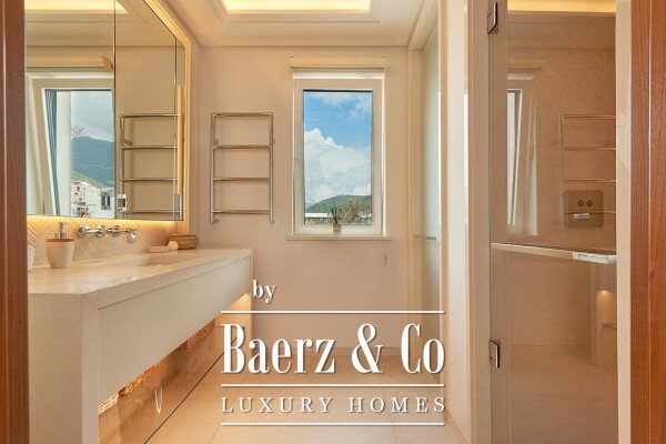 photo 12 Luxury Two Bedroom Apartment in Tivat close to the Sea