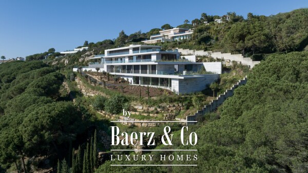 photo 2 Beautiful luxury home in Sotogrande, La Reserva - Zona M