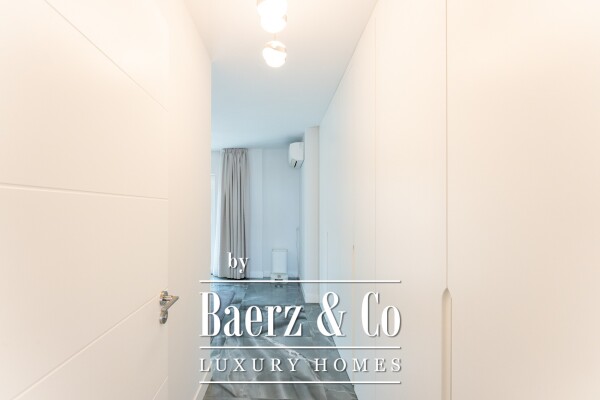 photo 15 Elegant bungalow in prestigious area.