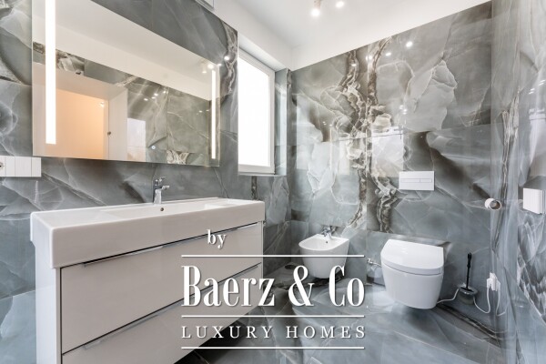 photo 18 Elegant bungalow in prestigious area.