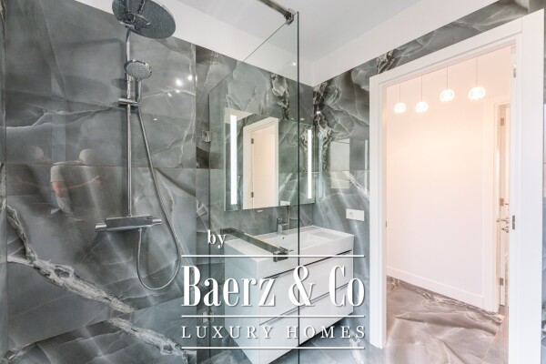 photo 19 Elegant bungalow in prestigious area.