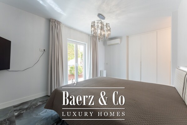 photo 23 Elegant bungalow in prestigious area.