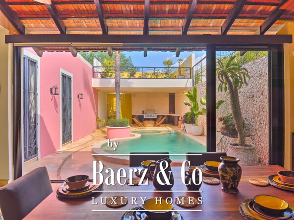 photo 31 Villa Rosa - Perfection in Santa Ana district, 3 bedroom + garage