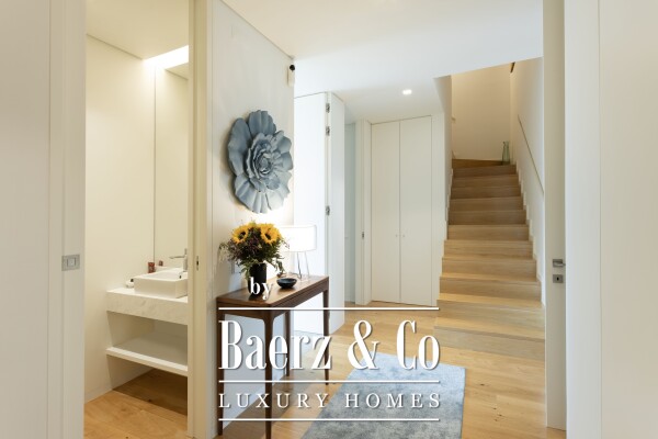 photo 5 Luxury 4 bedroom duplex  penthouse in prime Lisbon location.