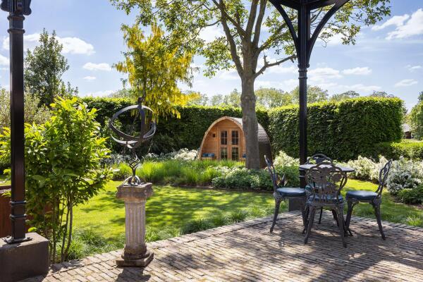 photo 64 Rijndijk 28