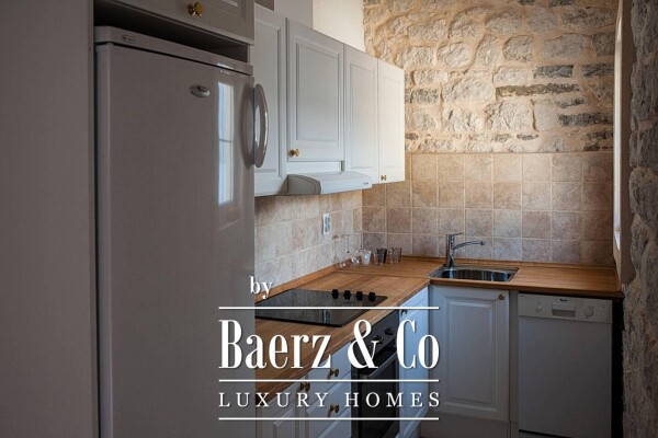 photo 9 Seaside Apartment in Kotor Municiplaity in a Historical Palace