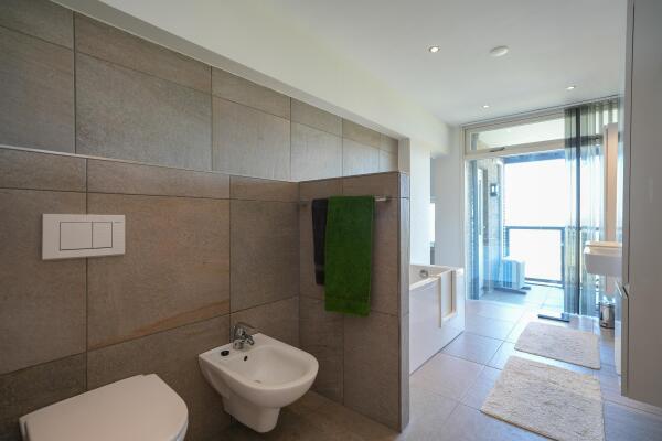 photo 35 Batavierenweg 44