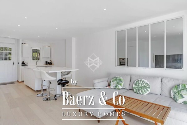 photo 7 Fisherman's House with Mooring, Parking and Cellar – Rare on the Market