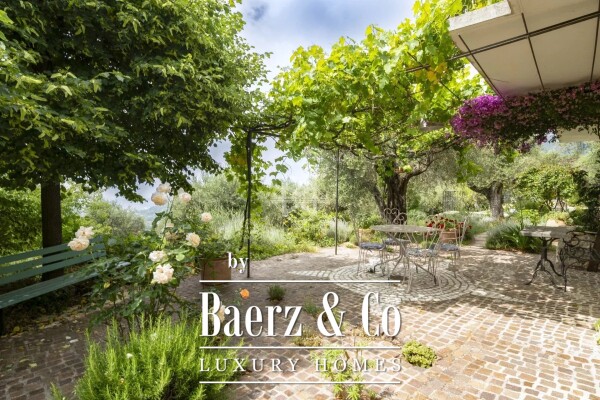 photo 2 Lovely home with sea view