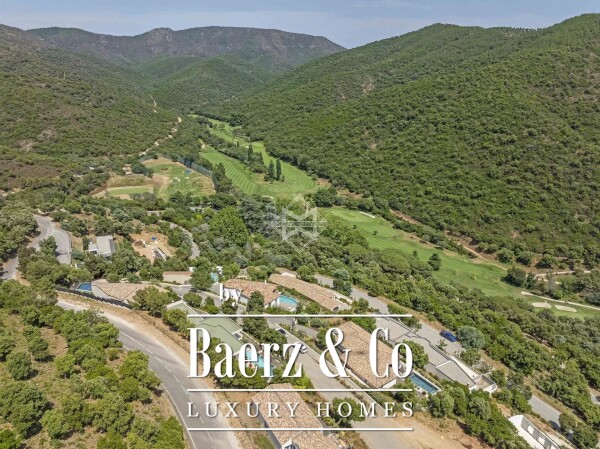 photo 17 Contemporary Villa Between Sea. Golf & Hills