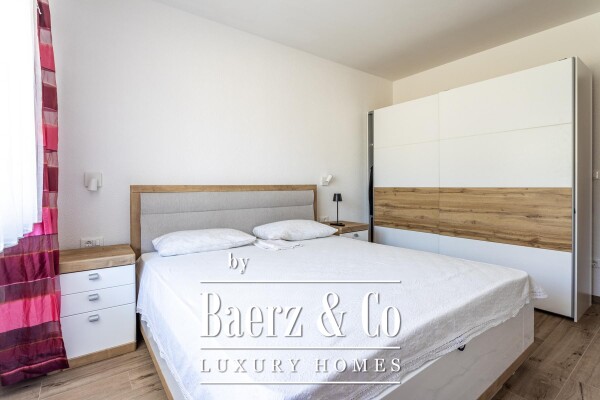 photo 17 Podstrana, newly built house with three apartments 100 meters from the beach