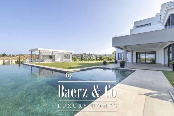 photo 1 Beautiful luxury home in Sotogrande, Sotogrande Alto - Zona G
