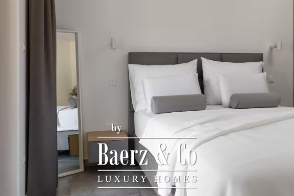 photo 6 Vis, Komiža, newly built house in the center of town