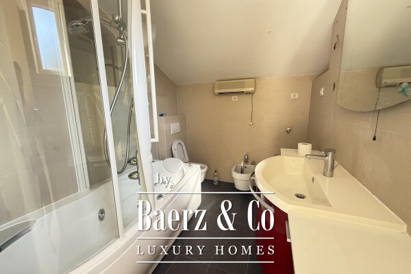 photo 10 Pula, Center- Housing Complex with two quality apartments and cafe bar, 272.02 m²