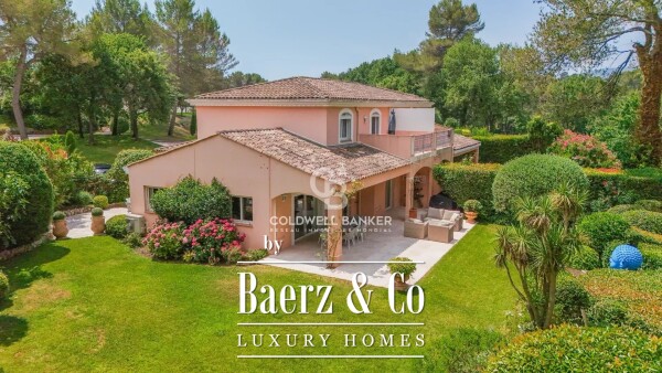 photo 1 ELEGANT VILLA IN A PRIVATE ESTATE WITH GOLF VIEW