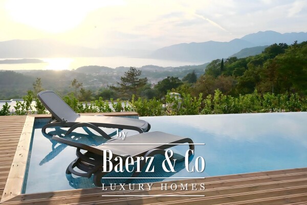 photo 6 Seaview Villa in Kotor in nature