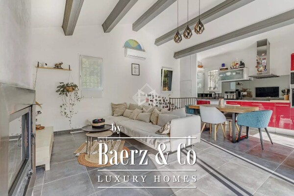 photo 13 A Unique Provençal Retreat with Pools, Gardens, and Timeless Charm