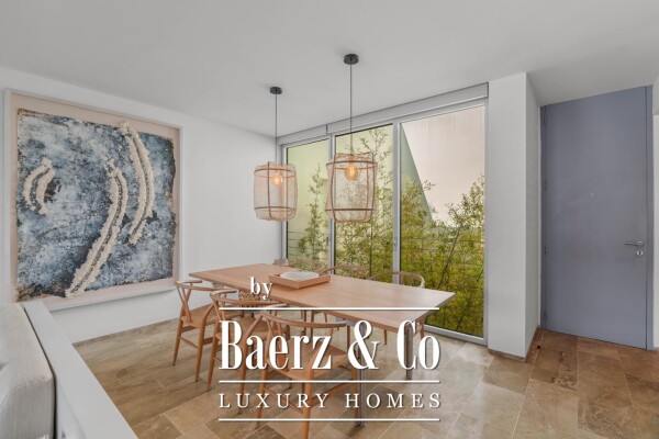 photo 3 Modern Penthouse with Private Pool by the Sea