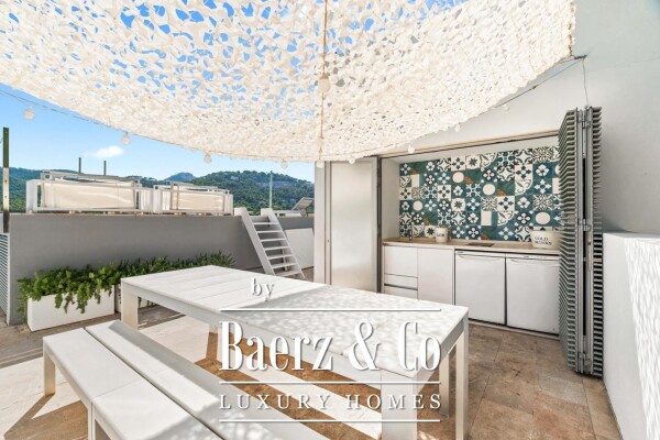 photo 14 Modern Penthouse with Private Pool by the Sea