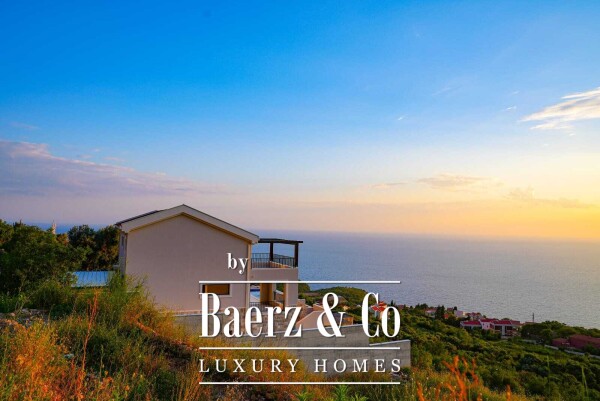 photo 7 Villa in Sveti Stefan with a Pool and a Panoramic Sea View