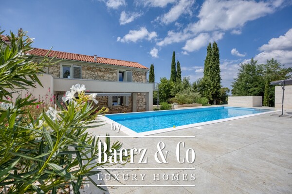 photo 1 Luxury Stone Residence on a Spacious Estate near Višnjan