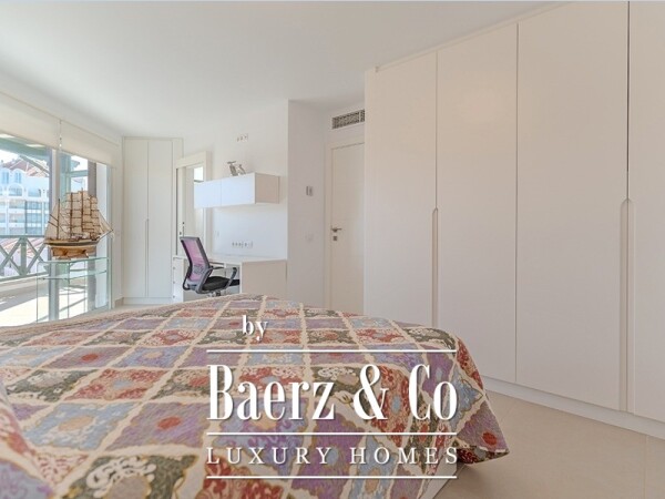 photo 16 Exclusive penthouse with fabulous ocean view in Playa de las Américas