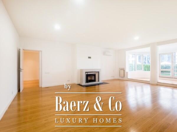 photo 3 Excellent 4 bedroom apartment with 2 terraces and parking in Amoreiras