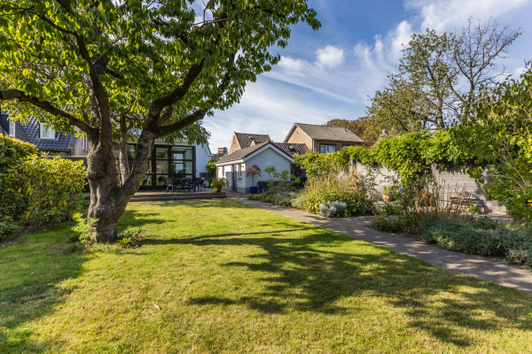 photo 40 Burgemeester Buskensstraat 14