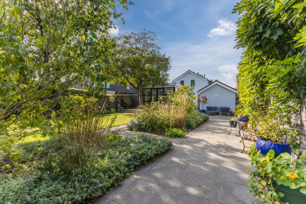 photo 41 Burgemeester Buskensstraat 14