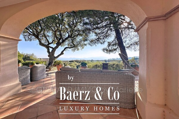 photo 10 sea view house, secure estate