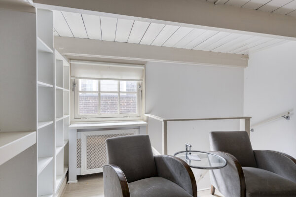 photo 33 Dwars Koornbrugsteeg 8