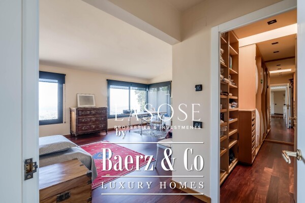 photo 28 Barcelona, Vallvidrera - El Tibidabo i les Planes