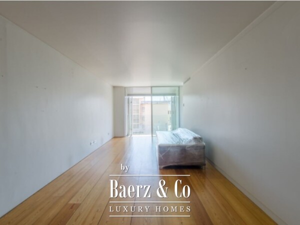 photo 12 One Bedroom apartments plus 1 on Av. July 24 in a building with signature of Arq. Aires Mateus