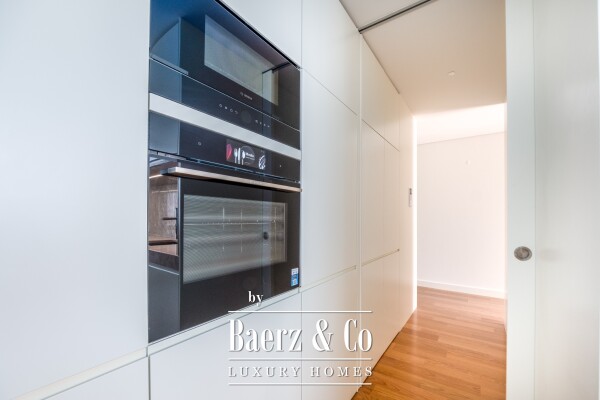 photo 25 4 bedroom villa with garden and parking in Alcântara, Lisbon