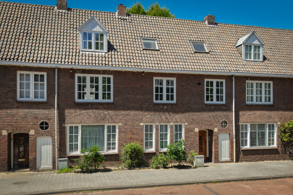 photo 50 Prins Bernhardstraat 5