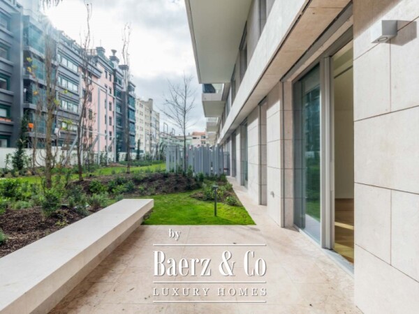 photo 8 Excellent 2 bedrooms en-suite apartment with parking space and storage in Amoreiras