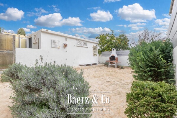 photo 11 Island of Ugljan, Preko, beautiful house with three apartments and sea view